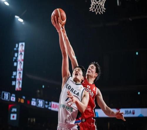 马竞官方迎,来比利时中,场维特塞尔,皇冠体育,皇冠体育官网,皇冠体育官方网站,皇冠体育登录