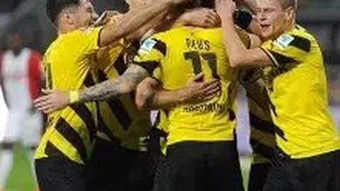 鹏城风尚联动！COSTS潮流品牌携手新鹏城，独家发售799元限量联名球衣，潮牌控必抢！