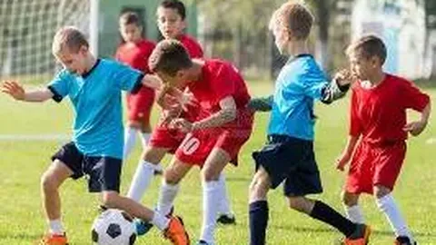 瓜迪奥拉独家解读：鲁尼荣膺英超赛季MVP，哈兰德遗憾落选，瓜帅一笑置之？